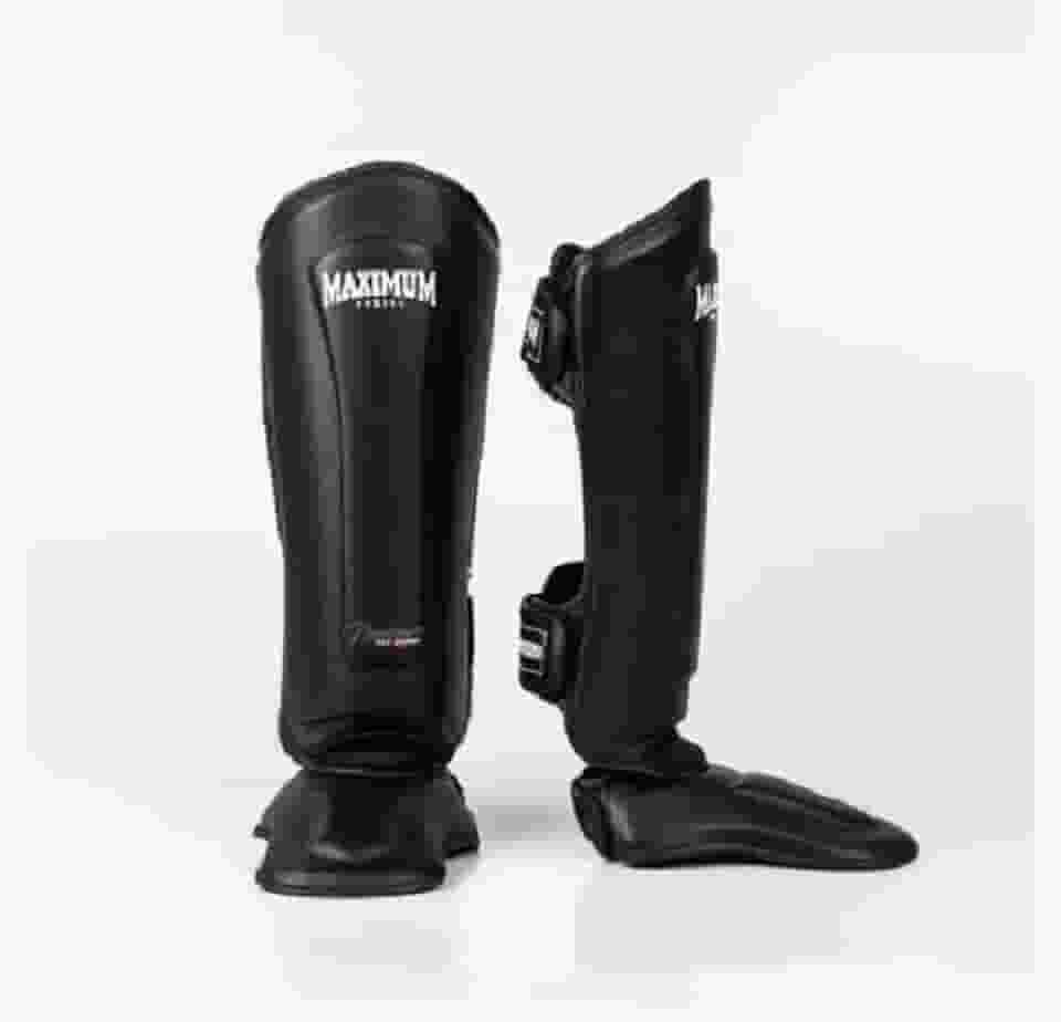 Caneleira Maximum Muay Thai Kickboxing Preta Tamanho M