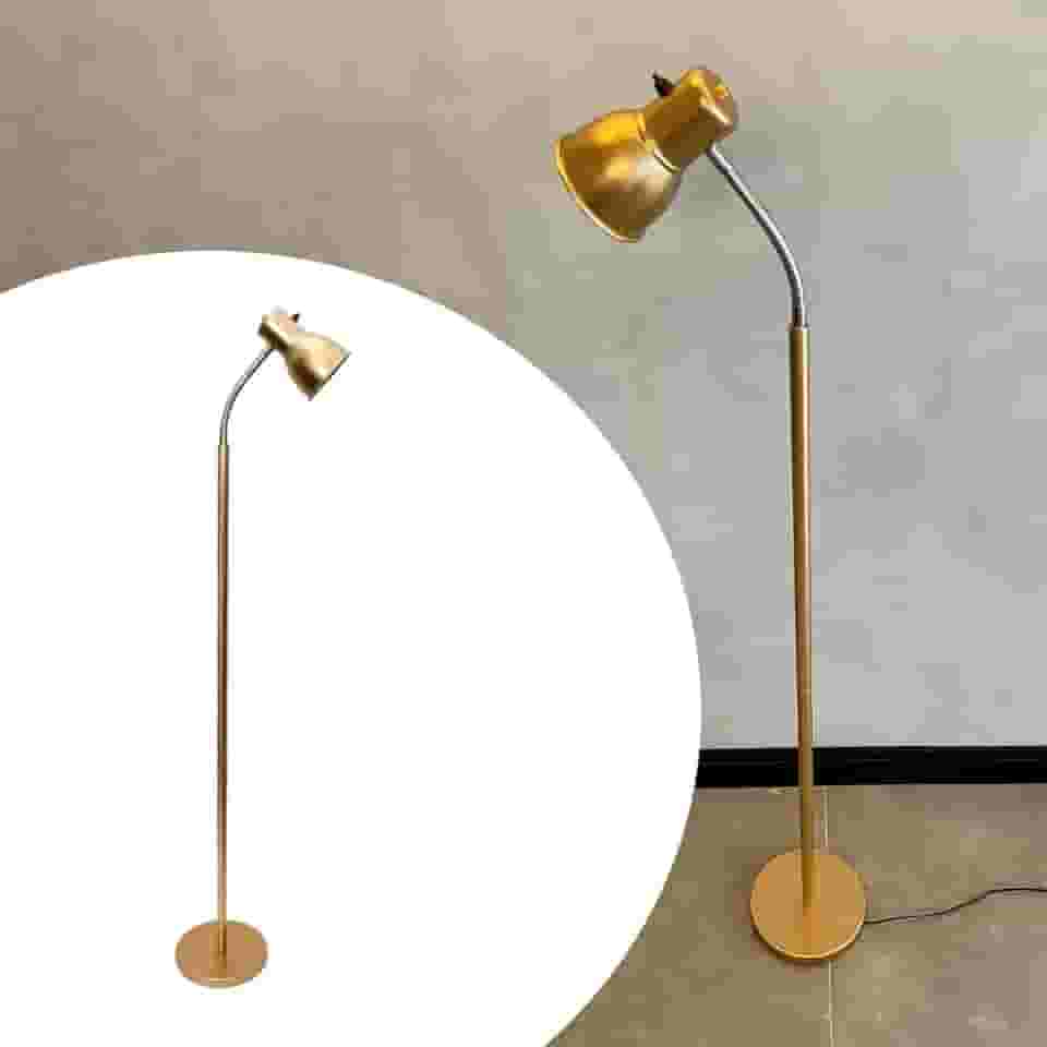 Luminária de Chão Abajur de Coluna Haste Flexível Direcionável Alumínio Soquete E27 Bivolt (Dourado)