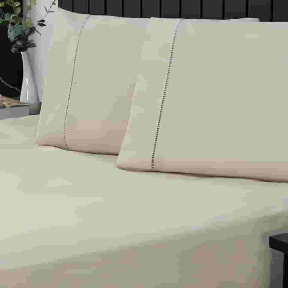 Jogo de Cama Queen Percal 400 Fios Ponto Palito 03 Peças, Antiácaro, Anti-pilling com Toque Macio - Bege