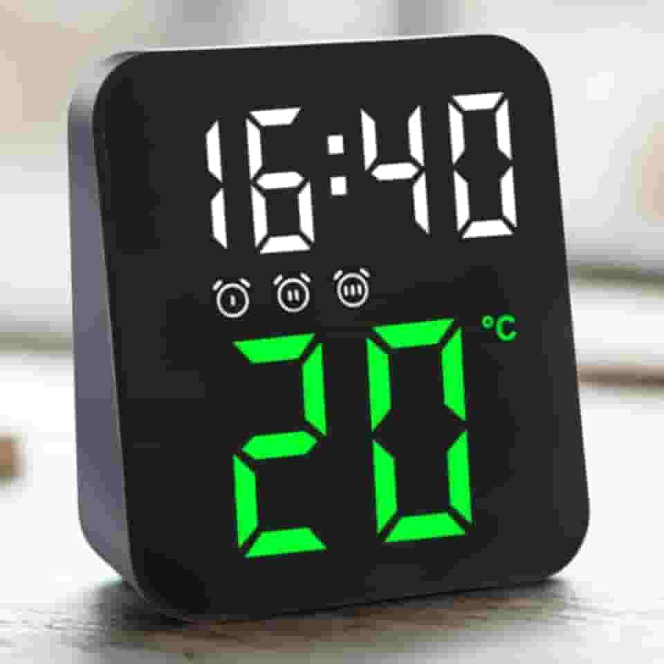 Relógio Digital - Ideal para Mesa e Parede - Display de Led com Luz Noturna, Exibe Temperatura, Função de Despertador, Carregável via USB ou Pilha