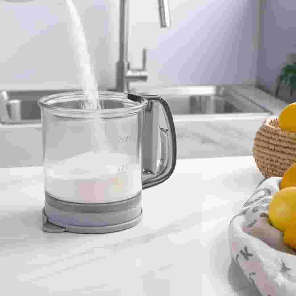 Peneira de Farinha com Gatilho Polvilhador Transparente para Confeitaria