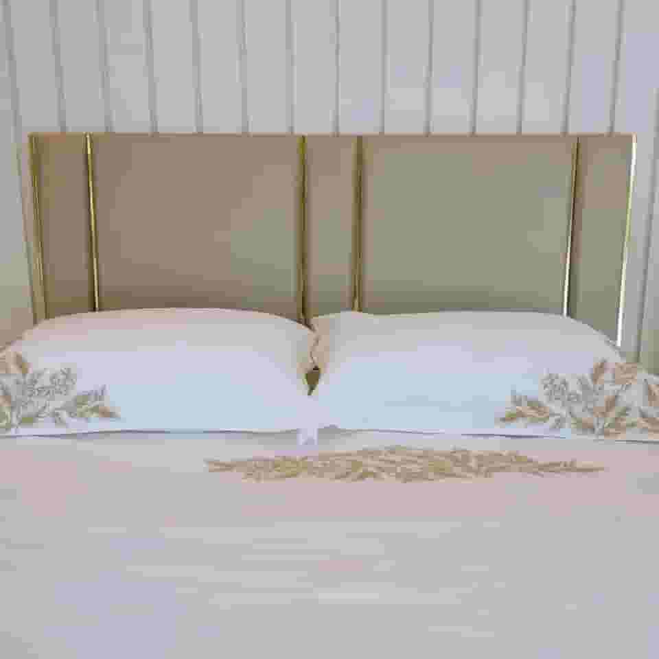 Cabeceira estofada antialergica Adesiva em módulos (Pérola, Cama Queen 1,60 x 0,60)