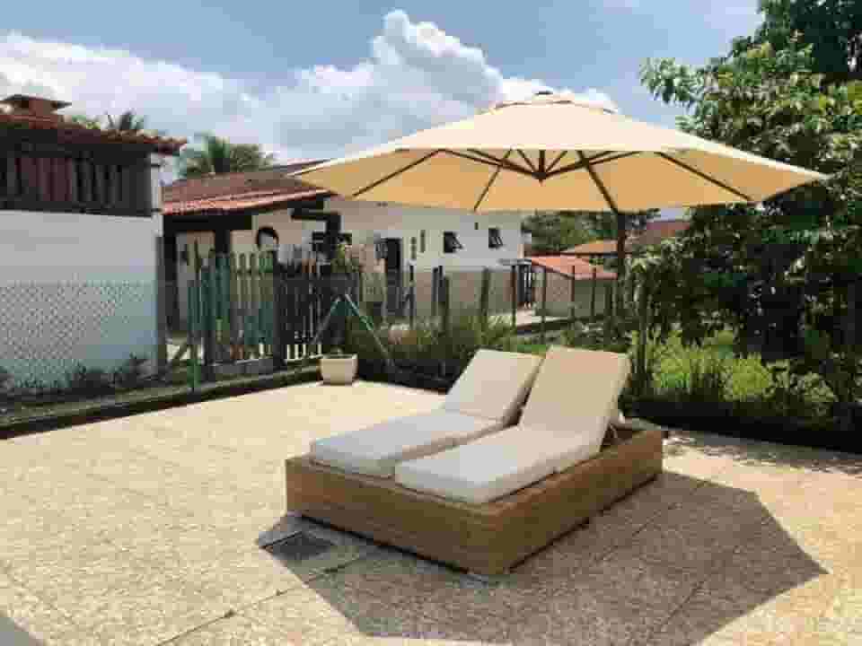 Espreguiçadeira Sarah Móveis Para Piscina, Estilo Sólido, Fibra Sintética e Alumínio, Impermeável e Resistente a Raios U.V.