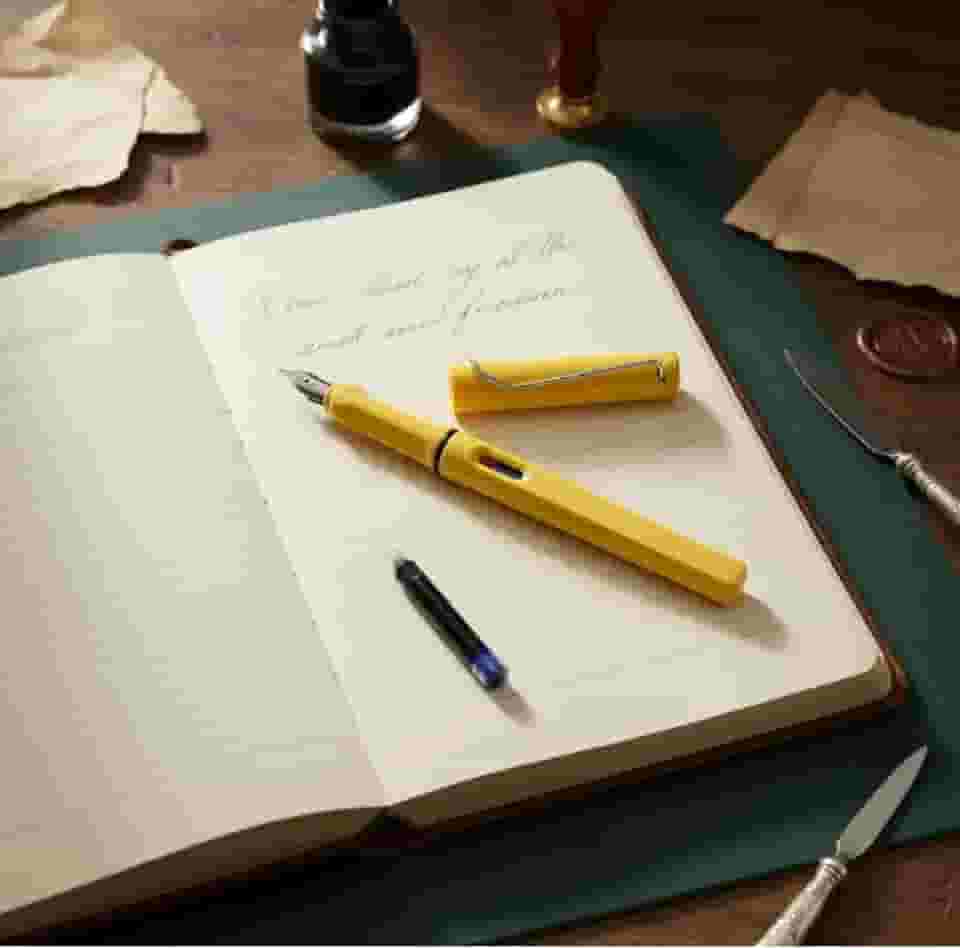 Caneta tinteiro modelo safari ponta fina com cartucho de tinta azul, compatível com lamy (Amarelo)