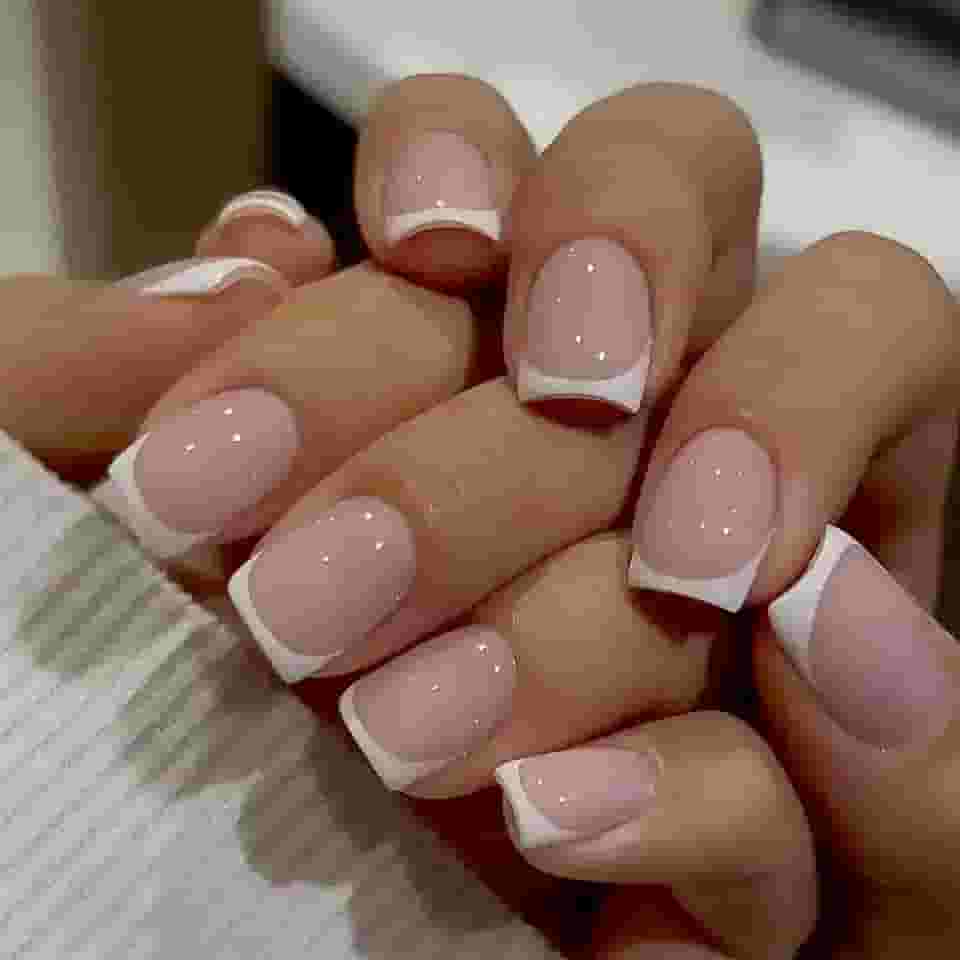 24 peças de unhas postiças para o dia dos namorados, unhas postiças curtas quadradas, rosa, com cola incluída, conjunto de pontas brancas falsas para mulheres, estilo romântico, kit iniciante de