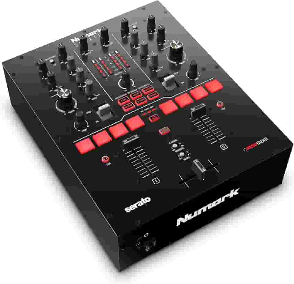 Numark Scratch Mixer DJ, Dois Canais Scratch para Serato DJ Pro, Crossfader Innofader, Licença DVS, 6 Seletores de Efeitos de Acesso Direto, Performance Pads, Qualidade de Som de 24 Bits