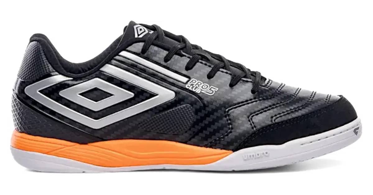 Melhor Chuteira Futsal: Domine o Jogo com Precisão!