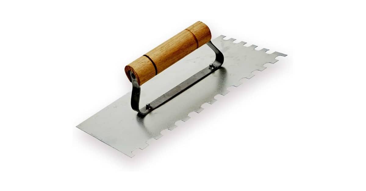 Melhor Desempenadeira Dentada: Guia de Compra para Profissionais