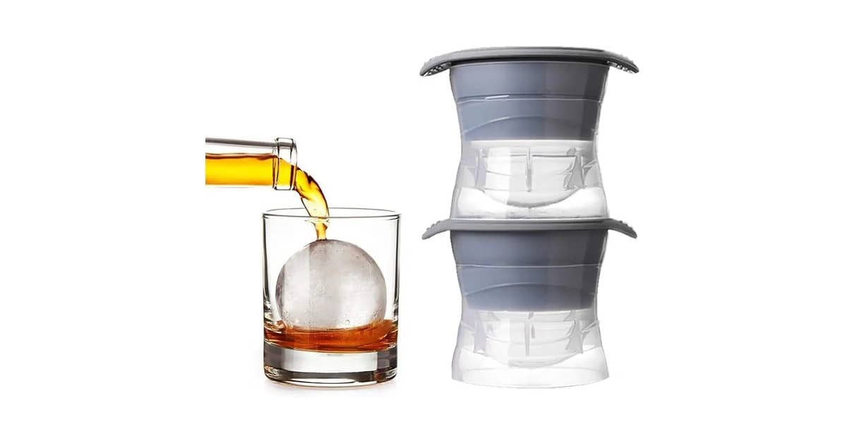 Melhor Forma de Fazer Gelo em Casa: Bolas ou Cubos?