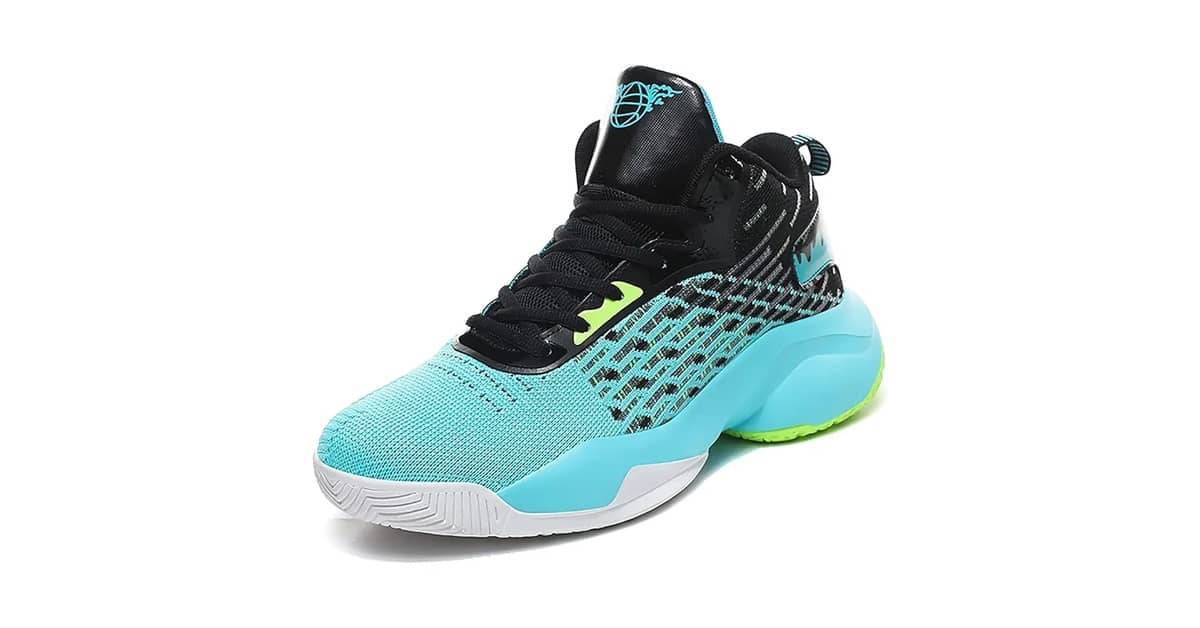 Melhores tênis para jogar basquete com cano alto: 10 Opções Estáveis