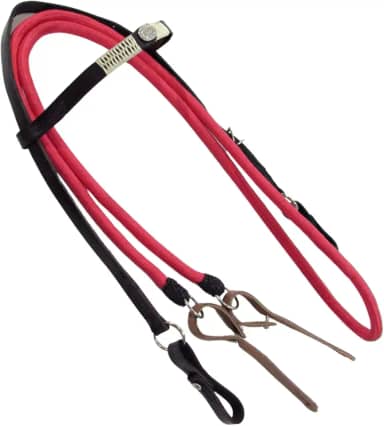 Cabeçada e Rédea Para Cavalo Preta Trançada Aplique Zamac Circular Rédea Vermelha