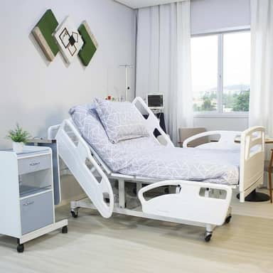 Cama Hospitalar Motorizada 1037.AS Para Idosos 9 Movimentos Elétrica com Elevação de Leito, Estrutura Reforçada - Luxo Segurança e Conforto
