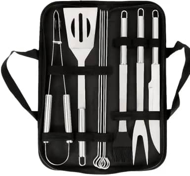 Conjunto Churrasco 12 Peças Premium – Aço Inox Reforçado, Cabos Longos e Bolsa Portátil – Acessórios Resistentes para Grelha, Chapa e Assados, Ideal para Uso Diário e Presentear quem Ama Churrasco