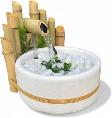 Fonte de Água com Cerca de Bambu Tratado Decorativa Branco - Artesanal, com Motor Bivolt, Natural | Ideal para Meditação, Feng Shui, Ambientes Zen e Decoração Interna