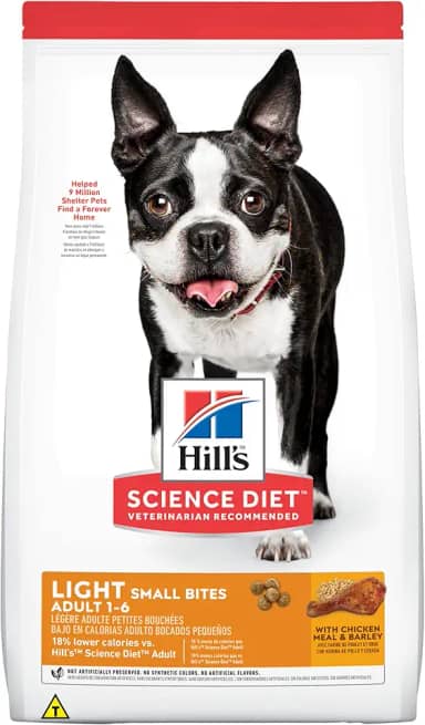 Ração Hill's Science Diet Light com Baixas Calorias Pedaços Pequenos para Cães Adultos Sabor Frango 6.8kg