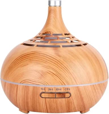 Umidificador Ar Ultrassônico 550ml, Difusor Óleos Essenciais, Com Controle Remoto e Desligamento Automático (Mad Clara)
