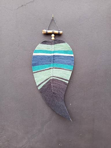 Decoração de Parede Macramê, Painel Folhas/Penas, Arte de Parede para Sala de Estar e Quarto, Ideias de Presente, Feito à Mão (Azul)