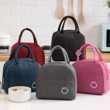 Kit 2 Bolsas Térmica Lancheira Marmiteira, Leve, Compacta, Marmita para Academia, Passeio, Cerveja, Praia, Bebida, Camping, Trabalho (CORES SORTIDAS)