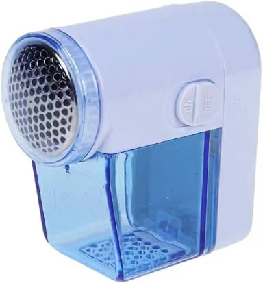 Papa Bolinhas - Removedor de Fiapos e Bolinhas Manual a Pilha - Coletor de Pelos para Roupas, Tecidos, Cortinas e Sofá - Elimina Bolinhas e Fiapos Facilmente (Pilhas não Inclusas) (Azul e Branco)