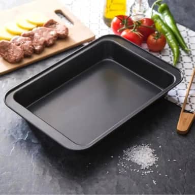 Assadeira Retangular Antiaderente Multiuso 3.600ml em Aço Carbono para Bolos, Lasanhas e Assados - Memorável