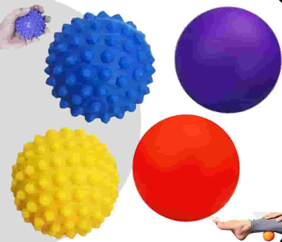 Kit 4 Bolas Para Massagem Bolas Exercitadoras Cravo e Lisa, Esfera Fisioterapica Grip Ball Fisioball, Bolinha Pasa Fisioterapia Masseadores Para Maos Pés Pernas Corpo-Bola Massageadora Para Dor Muscular-Luiggi Presentes®