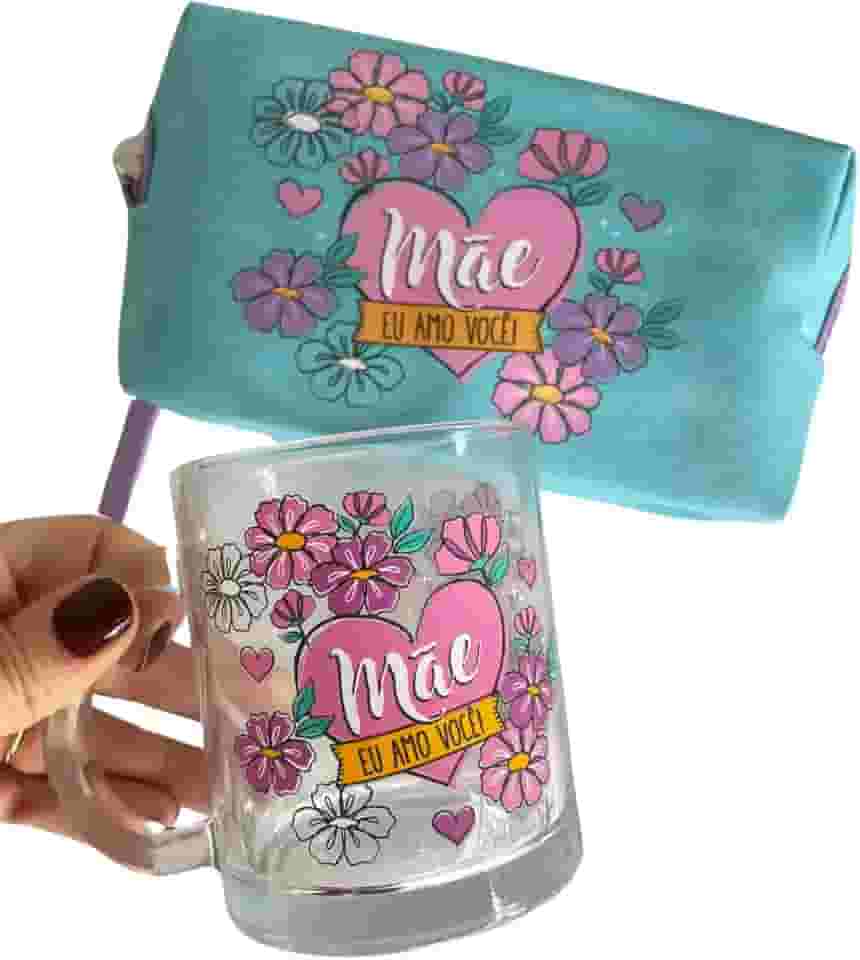 Kit Caneca de Vidro 320 ml e Necessaire Com Alça Removível, Dia das Mães Com Frase Mãe Eu Amo Você - Presente Criativo, Personalizado, Útil, Elegante, Especial e Cheio de Carinho