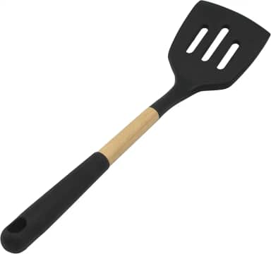 UTENSILIO DE SILICONE COM CABO DE MADEIRA - ESPATULA VAZADA PRETO CM48