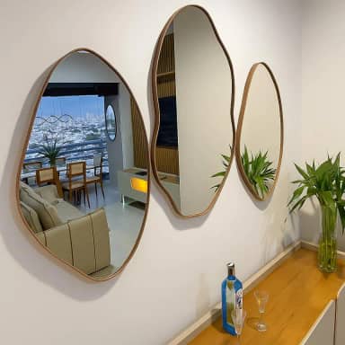 Kit 3 Espelhos Decorativos Orgânicos com Moldura em Couro Caramelo – Moldura Premium Para Sala Quarto Hall Cozinha