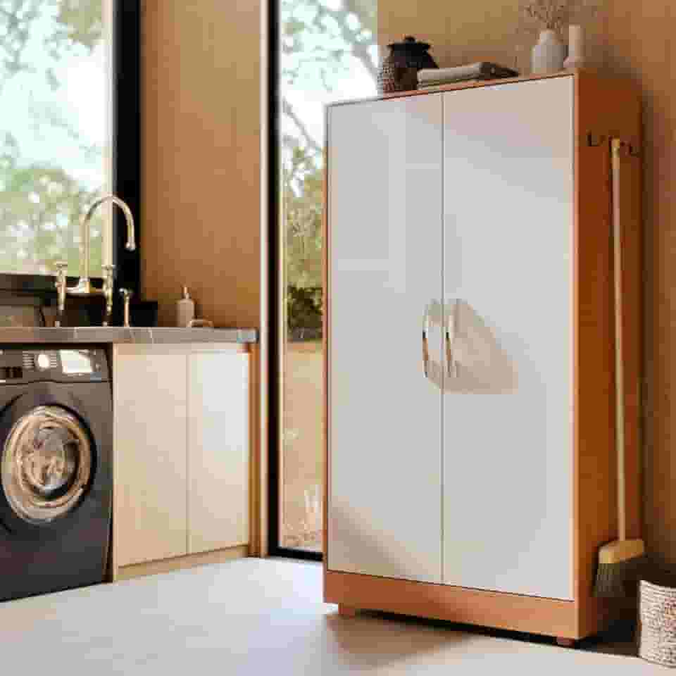 Armário Multiuso de Lavanderia 2 Portas Organizador Moderno para Área de Serviço Cozinha (Nature - Off)
