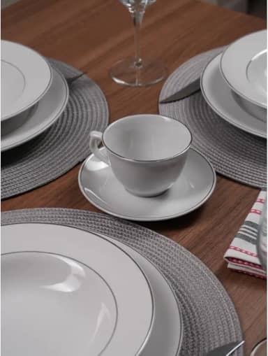 APARELHO DE JANTAR ESTALEIRO EM PORCELANA BRANCA E BORDA PRATEADA - 20 PEÇAS