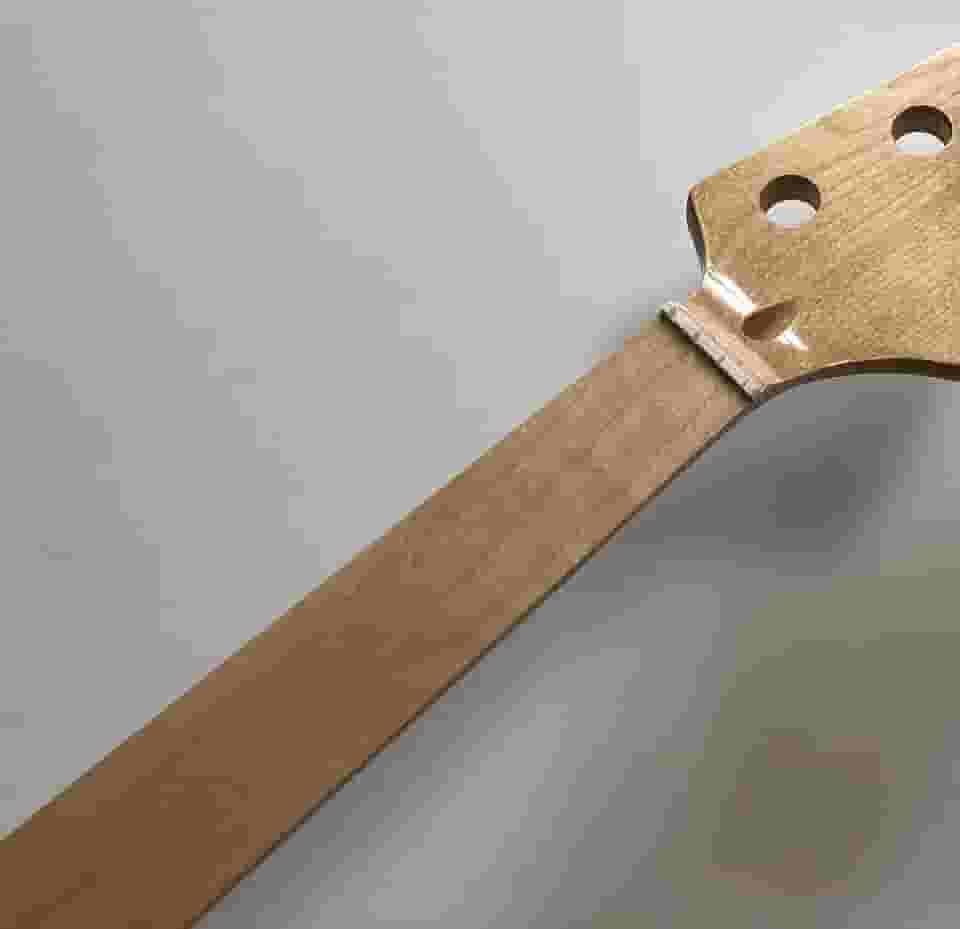 NETANCE Baixo Elétrico Fretless 4 Cordas, 86 cm, Maple Fingerboard Brilhante