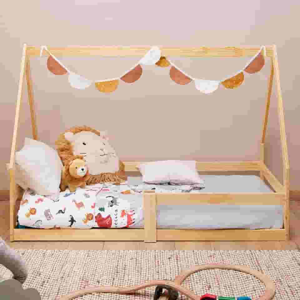 IDIMEX Mini Cama Infantil Montessoriana Casinha de madeira com estrado Wilma Natural