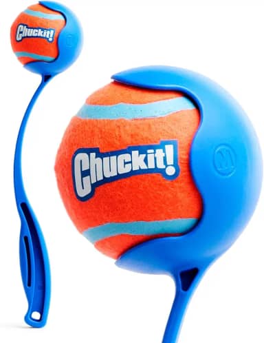 Lançador de bola Chuckit! Sport 12M, inclui bola média, para cães de 9 a 27 kg