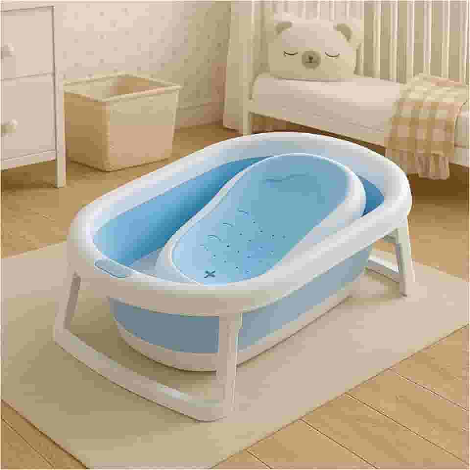 PIPDIP Kit Banheira Portátil Dobrável para bebê, Modelo 2 em 1, Com Encosto, Capacidade de até 44 Litros, Portátil, Plástico e Borracha, Branco e Azul.