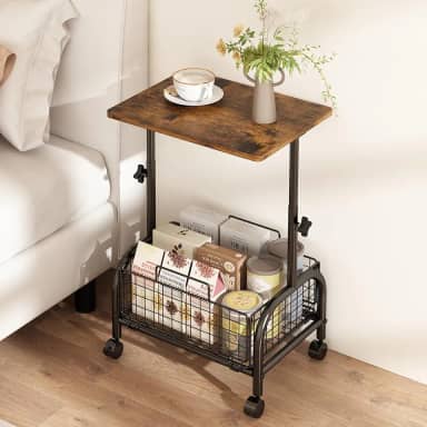 Mesa Lateral, Mesa Lateral para Sofá, Mesa de Canto Móvel, com Cesto e Altura Ajustável, Pode ser Usado Como Carrinho Móvel para Armazenar Itens