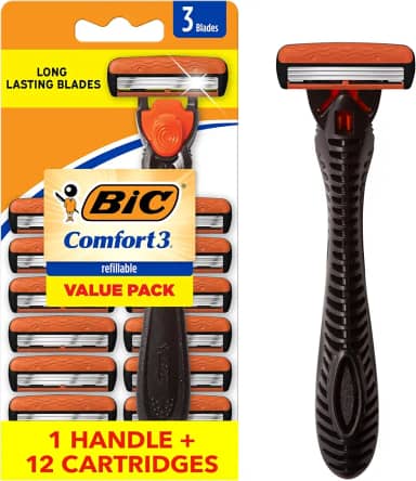 BIC Comfort 3 barbeadores descartáveis de três lâminas recarregáveis para homens, pele sensível para um barbear confortável, 1 cabo e 12 cartuchos com 3 lâminas, kit de 13 peças