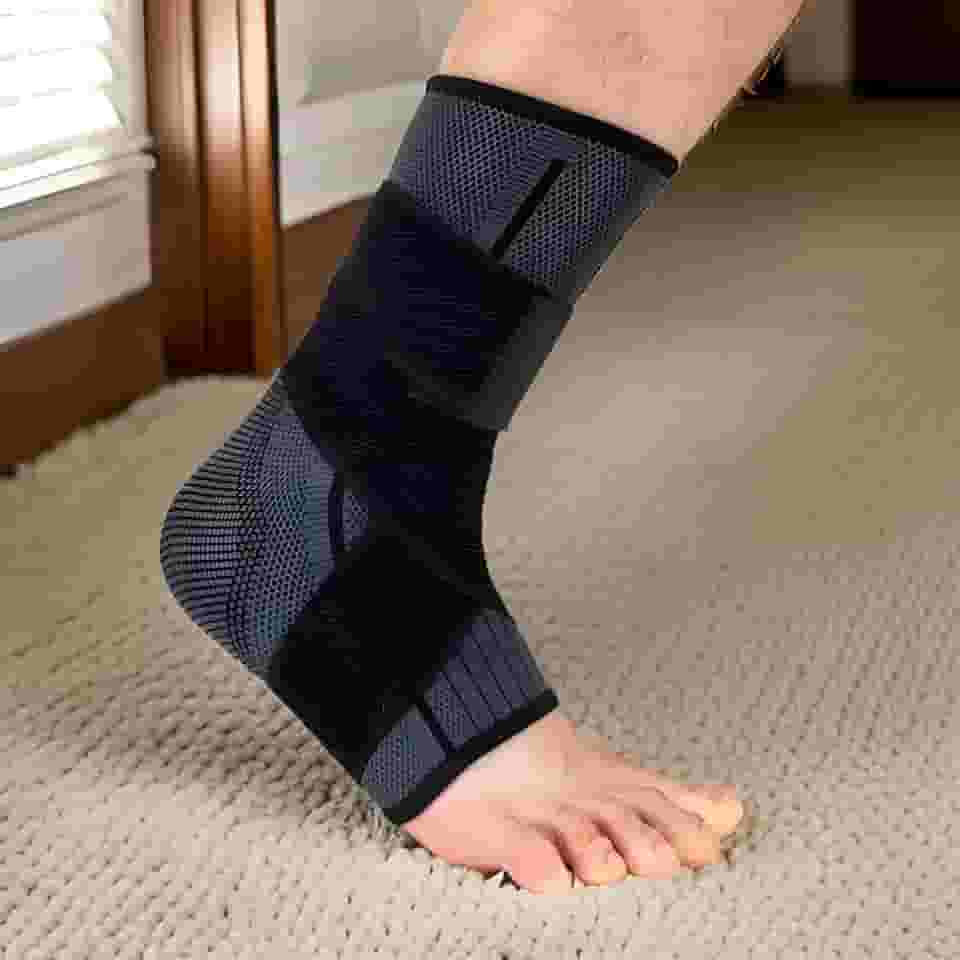 Tornozeleira Premium De Compressão Estabilizadora Ortopédica Elástica, Ajustável E Confortável, Para Esportes, Marca VARENZIA