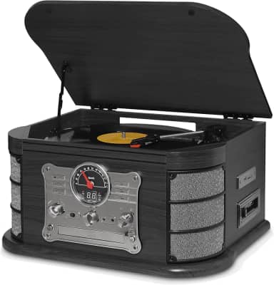 Vitrola Raveo Spazio Ebony com Toca-discos de 3 velocidades, Rádio FM, CD e Cassete players, USB e SD (reproduzem e gravam), entrada e saída auxiliares e tecnologia de conexão Bluetooth.